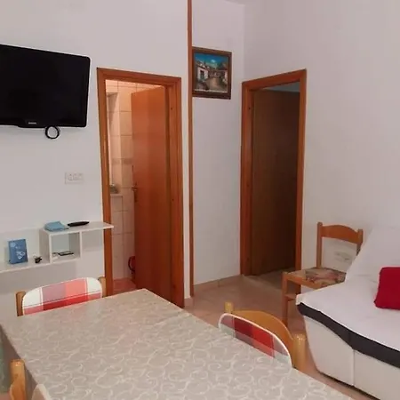 Lägenhet One Bedroom In Povlja (Brac)